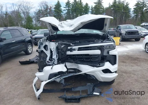 2024 Chevrolet Silverado 1500 4Wd Short Bed Rst z USA, uszkodzony, nr VIN 3GCPDEEK8RG353931